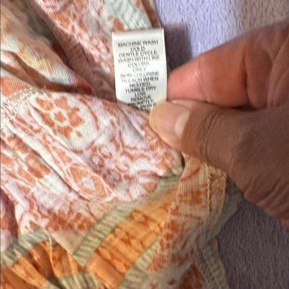 Cato Multicolor Floral Top with Crochet Neckline - Picture 5 of 9